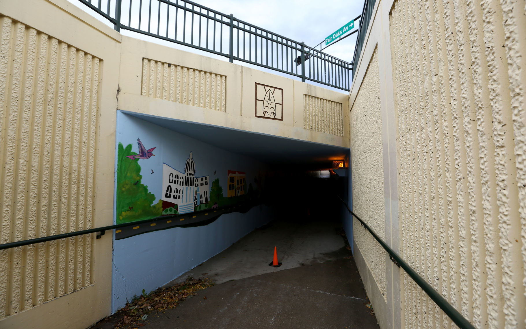 HAWTHORNE TUNNEL MURAL DEDICATION